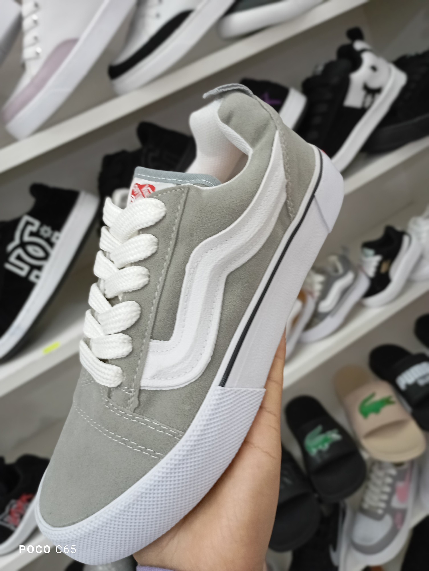 Vans_knu - Imagen 3