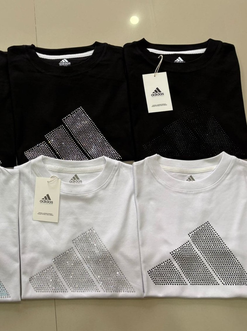 Remera Adidas Brillos de Mujer - Imagen 1
