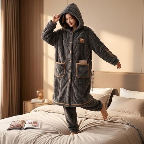 Conjunto de Pijamas de Plush