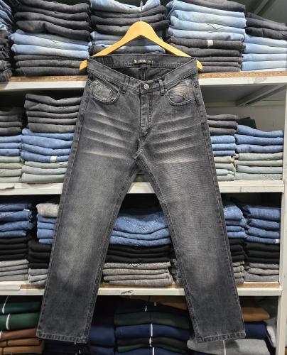 Pantalon Mom Liso Gris Localizado + Bigote