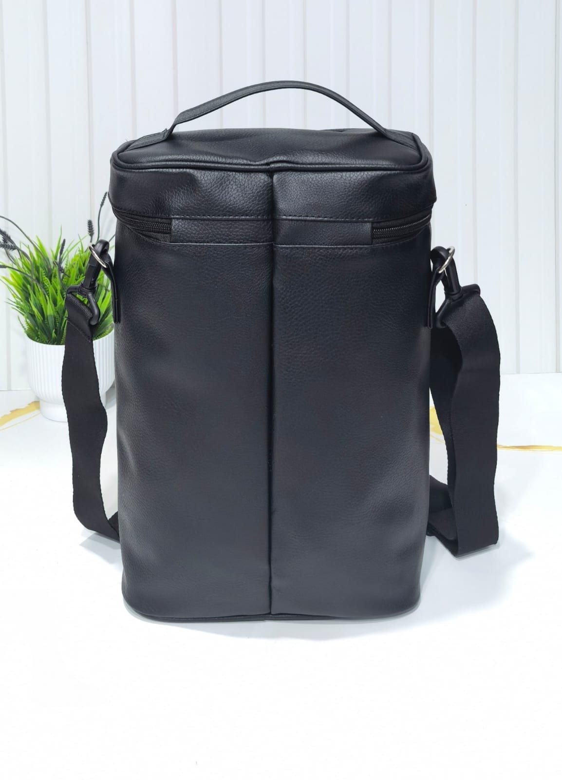 Matero Cuero Pu* *unisex* .
excelente Calidad. - Imagen 4