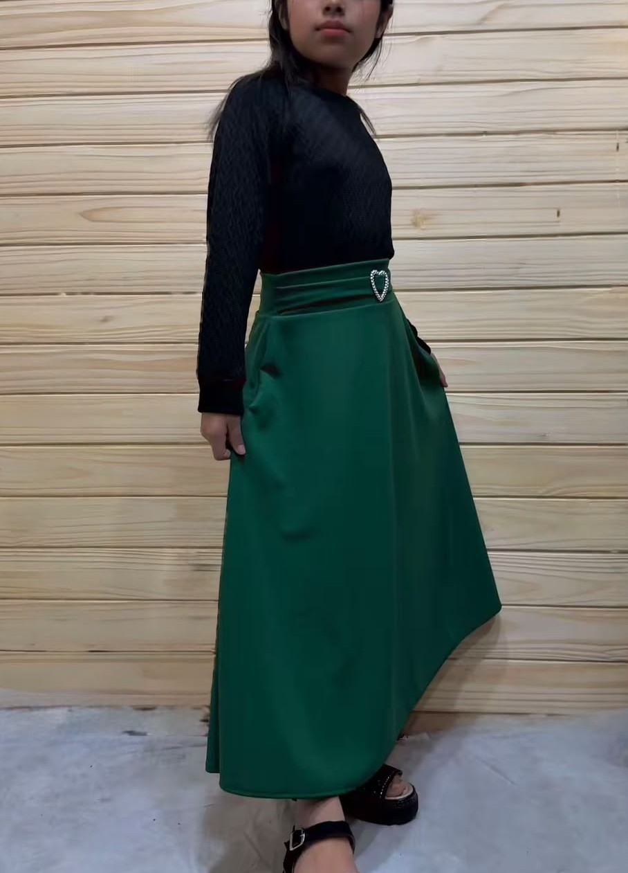 Pollera Escuba con Hebilla Nena - Imagen 3