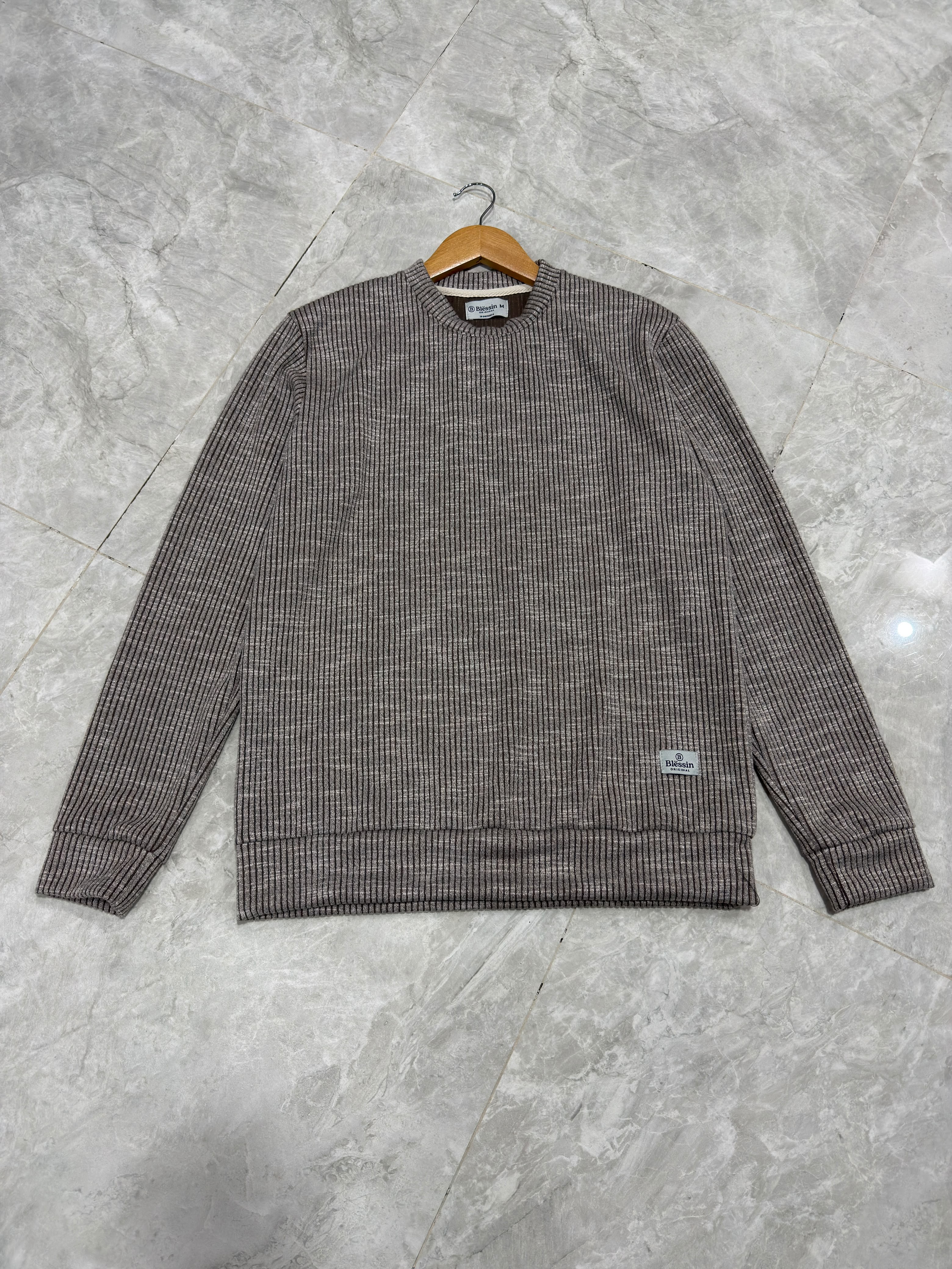 Buzo Vintage - dfbaad44-f08e-4aff-a5b4-d18a86be1180.jpeg