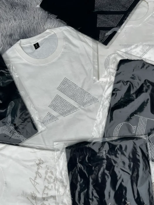 Remeras con Strass