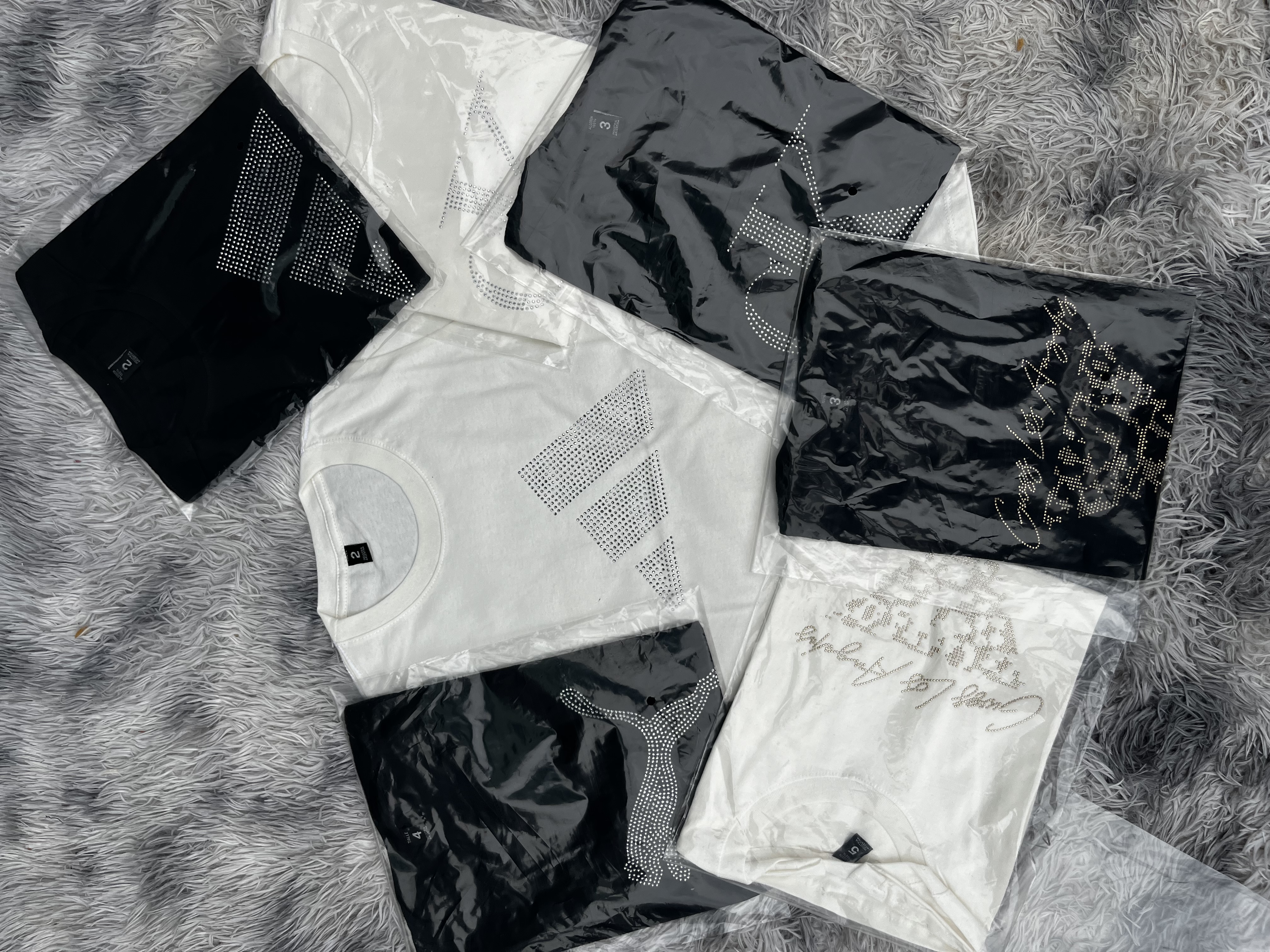 Remeras con Strass - IMG_2400.jpeg