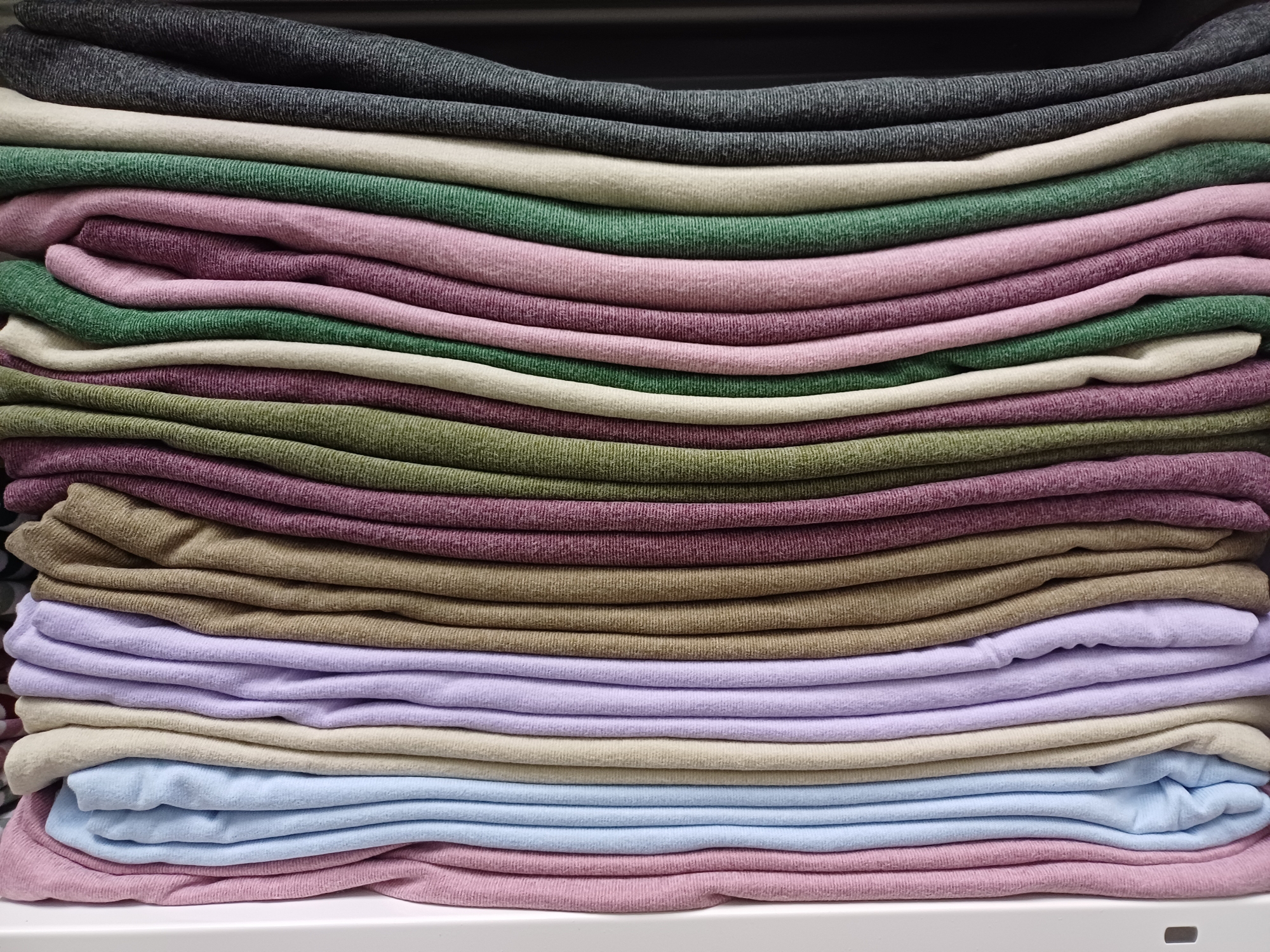 Sweaters Oversize Lisos y Rayados de Darlon Rip con Bordado Talle Unico Juvenil - Imagen 3