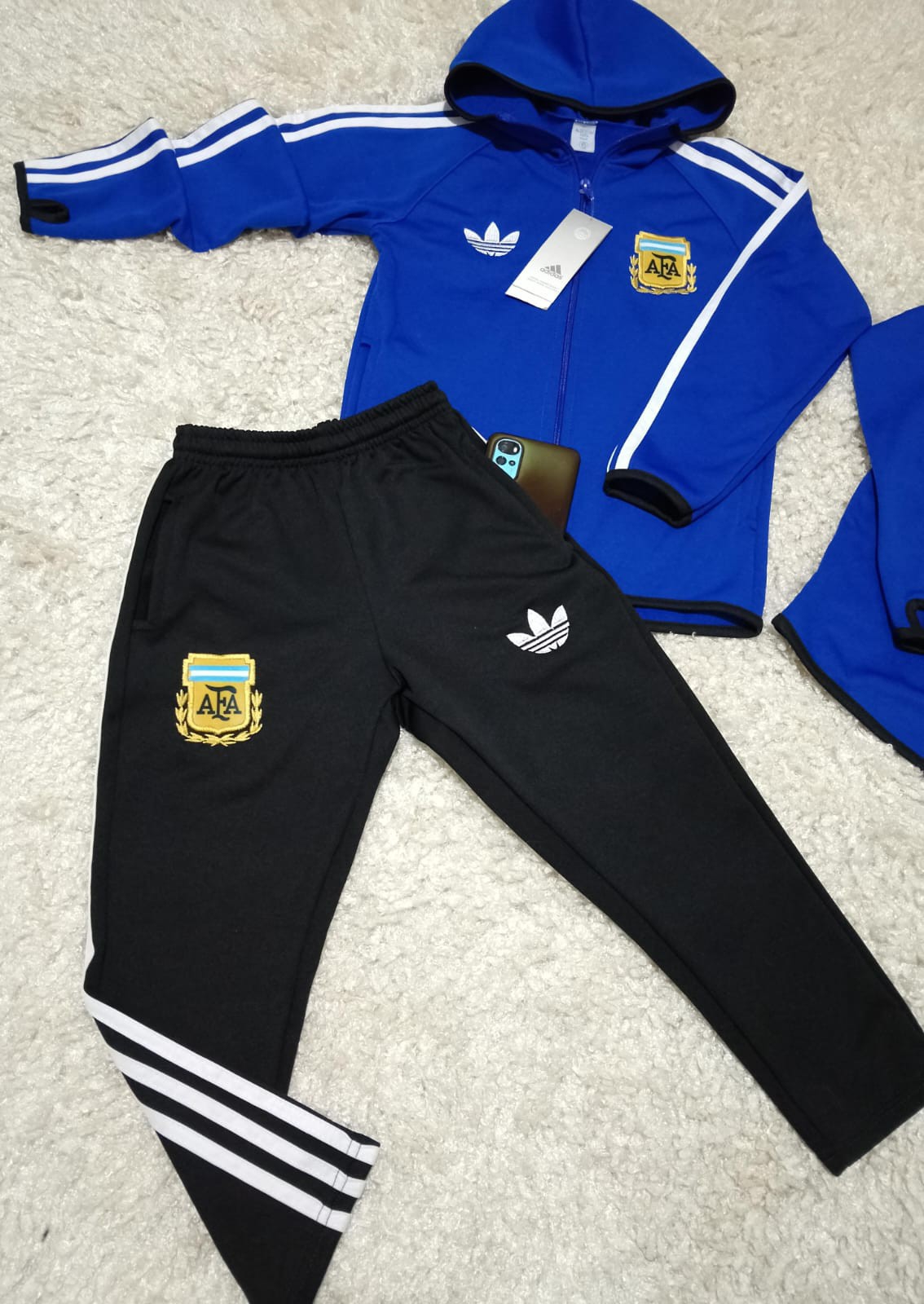 Conjunto Afa Niño ,2026 - Imagen 3