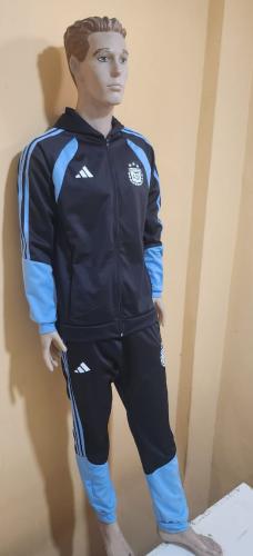 Conjunto de Hombre Frizado