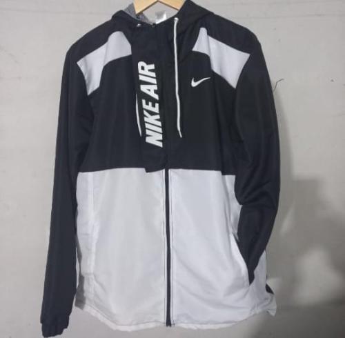 Campera Rompe Viento con Malla