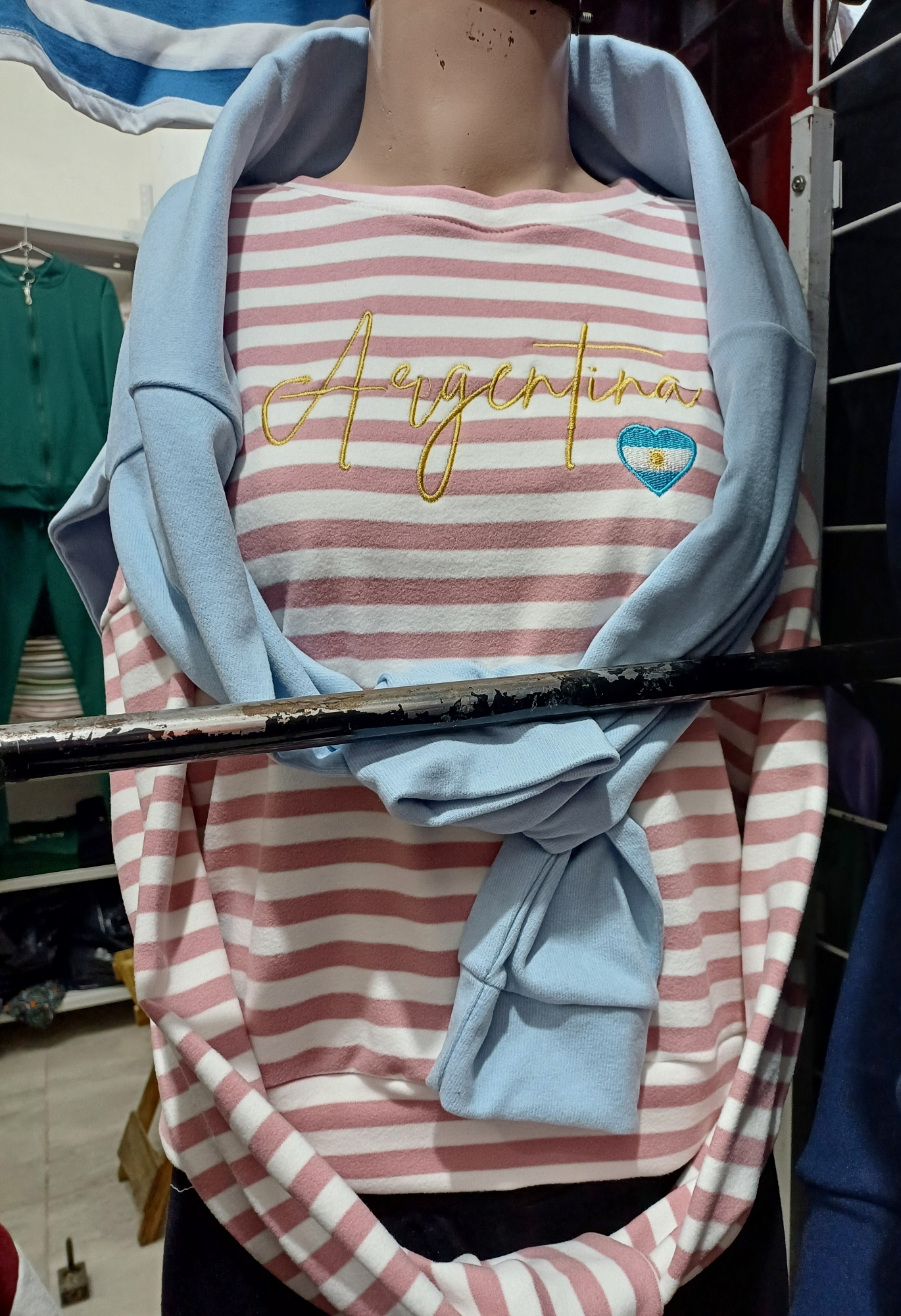 Sweaters Oversize Rayados y Lisos de Darlon Premium Bordados - Imagen 3