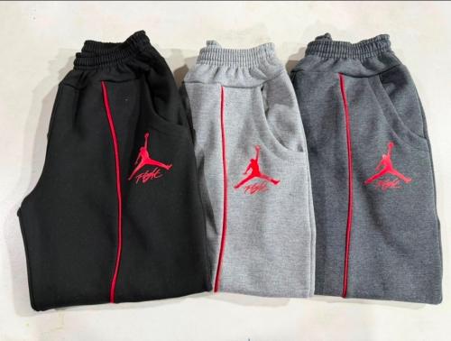 Baggy Frizado Jordan para Nene. - Miniatura 2