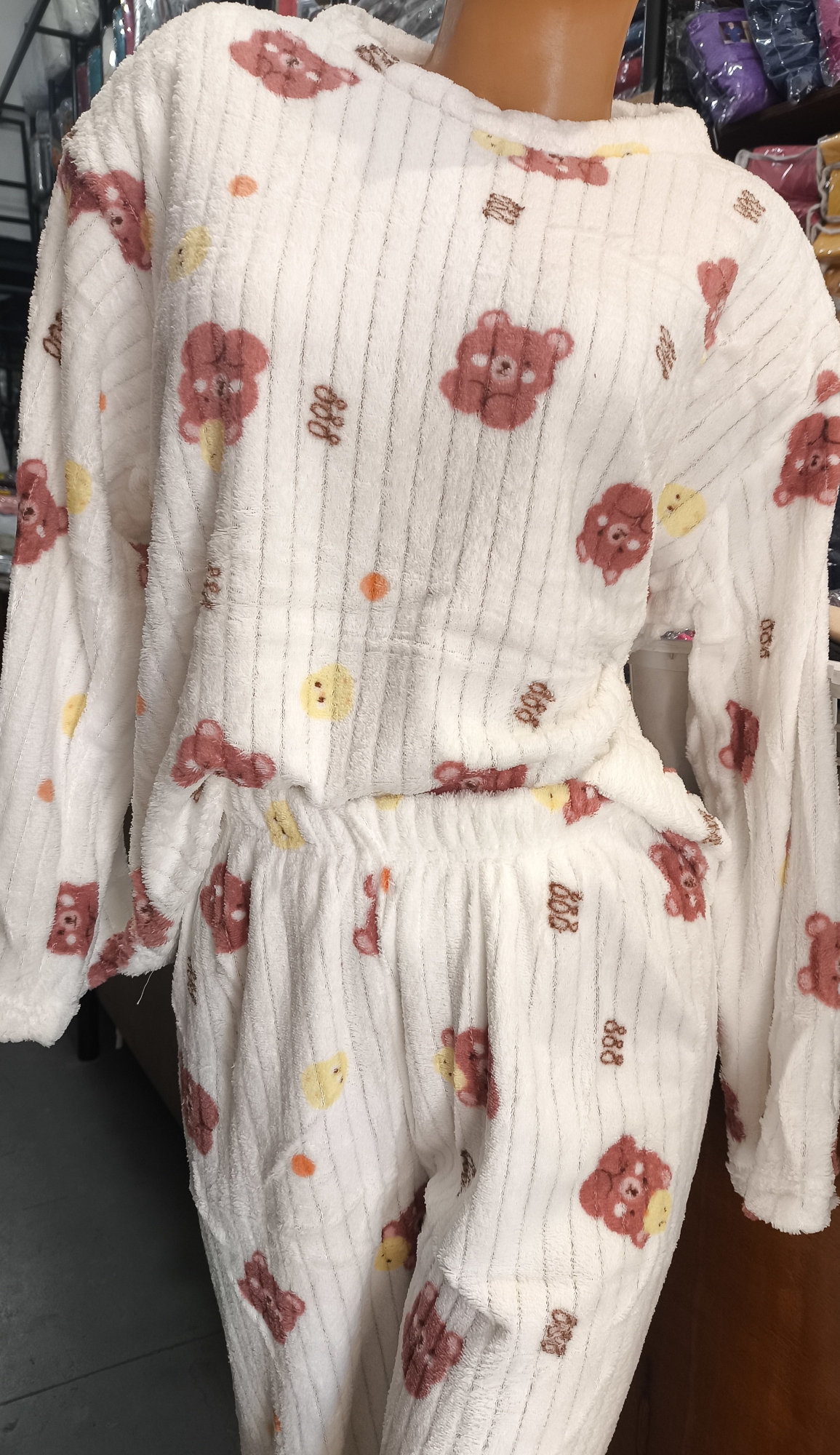 Pijama Plush - Imagen 5