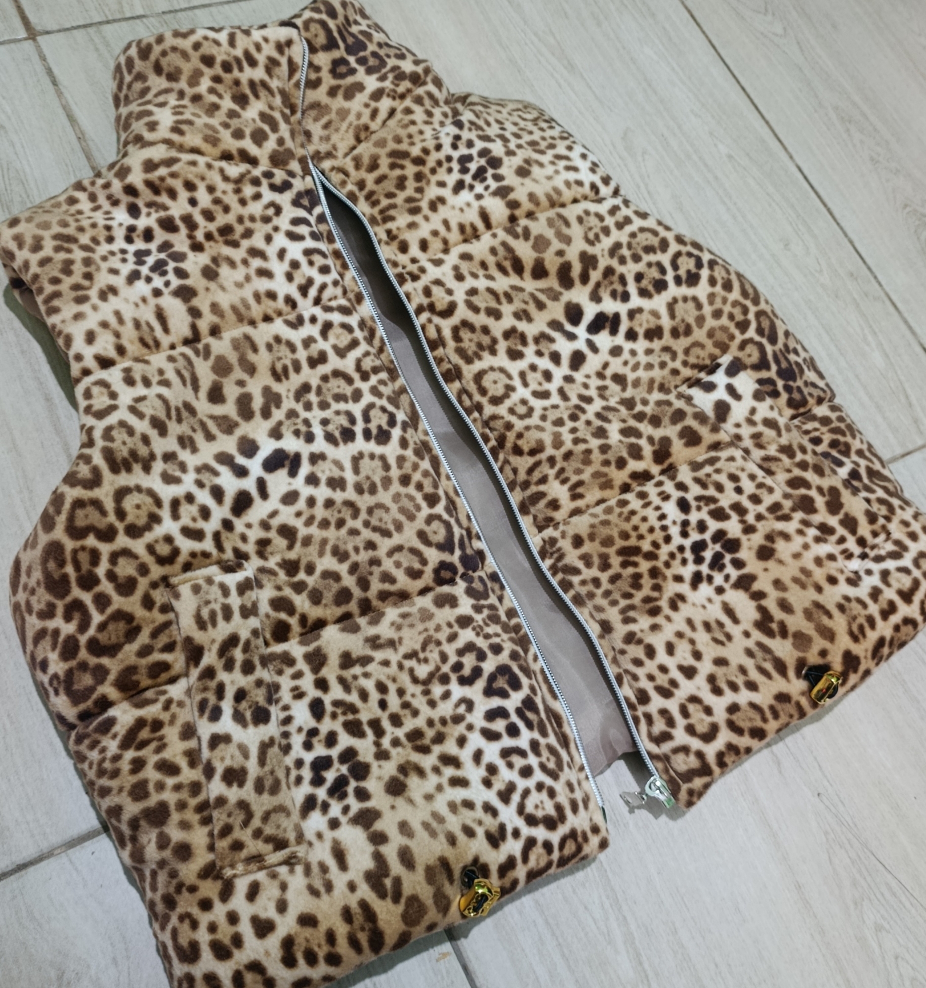 Chaleco Puffer Print - Imagen 2