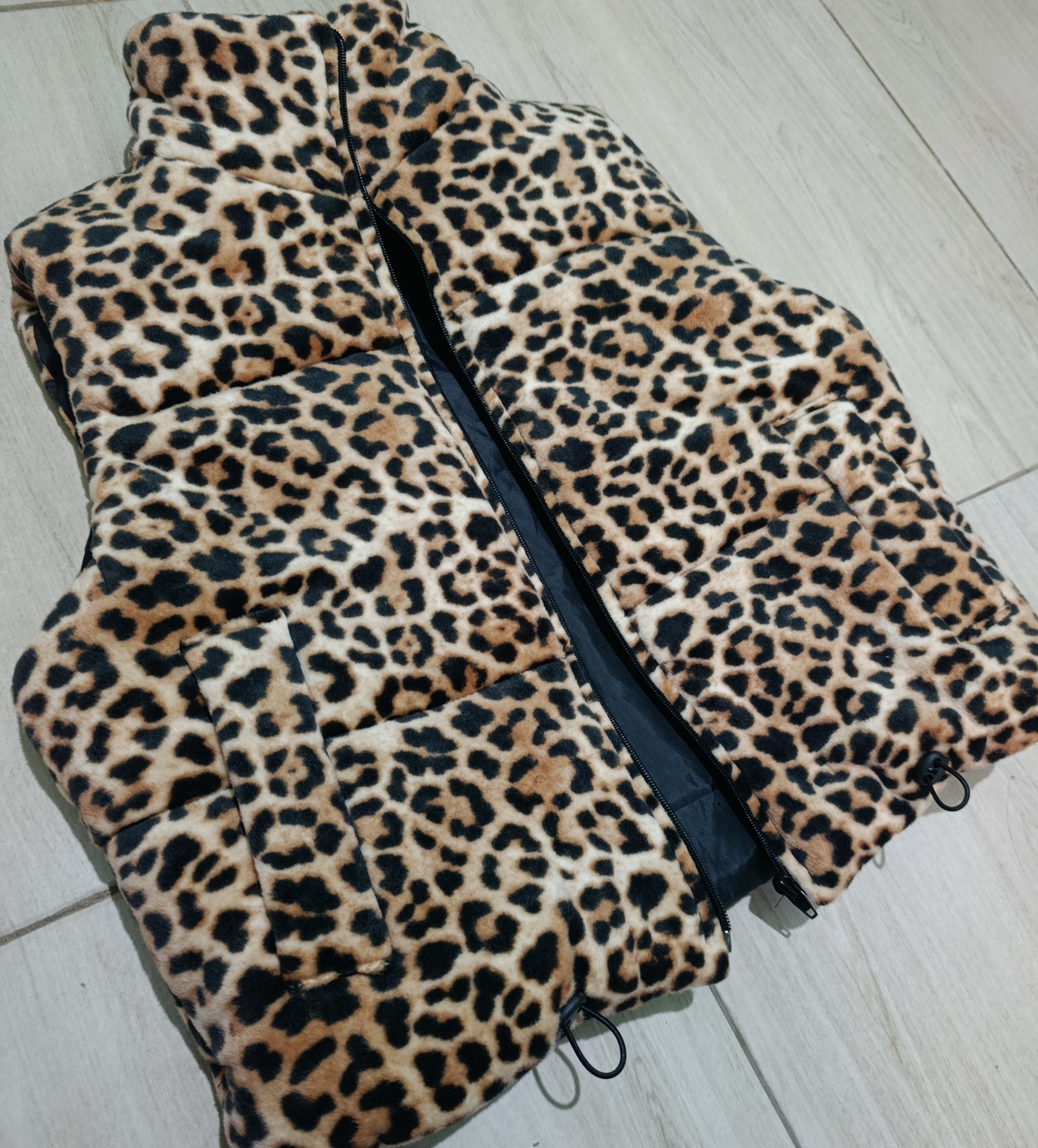 Chaleco Puffer Print - Imagen 3