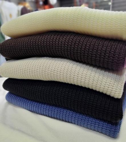 Sweater  Hombro Descubierto - Miniatura 2
