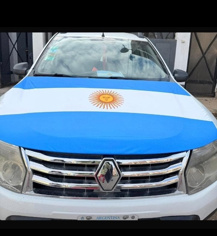 Cubre Capo para Auto Bandera Argentina - Imagen 2
