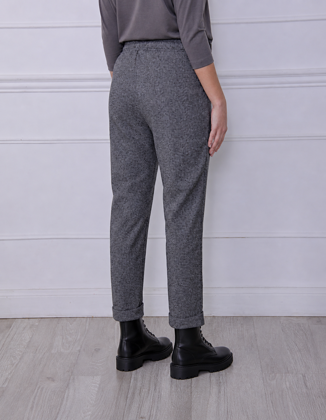 Pantalón Babucha Espiga Elastizado - 2%20may%202026%2C%2012_36_04%20p.m..png
