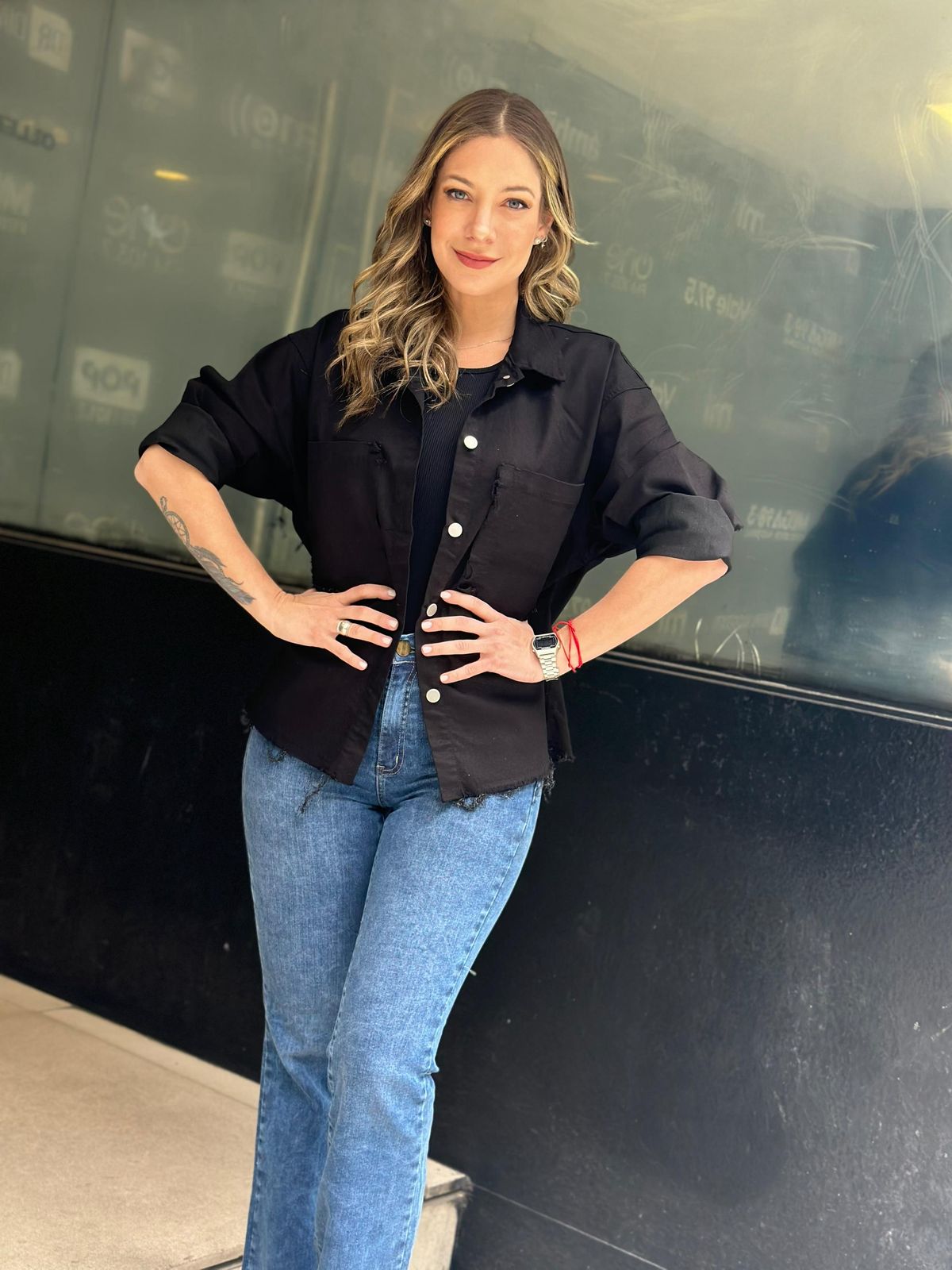 Camisaco de Gabardina Oversize - WhatsApp%20Image%202025-03-22%20at%2012.41.45%20PM.jpeg