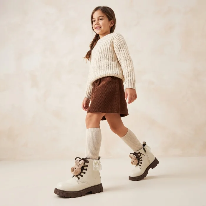 Borcego Niña Accesorio Osito Nena Cordones Ecocuero Beige Negro Importado