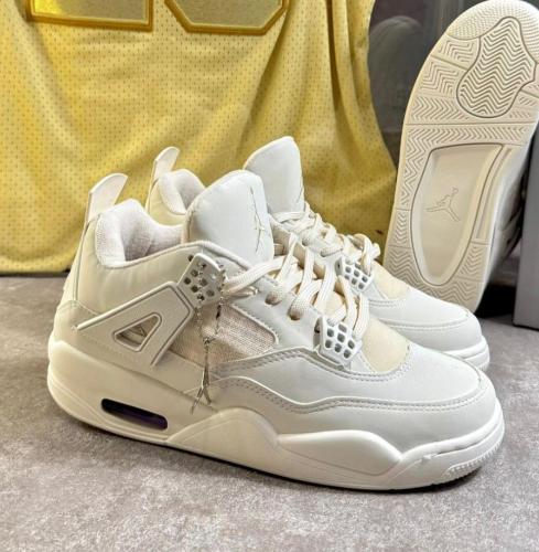 Jordan Retro 4