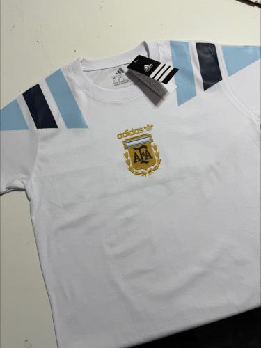 Remera Afa Efecto Bordado - Miniatura 3