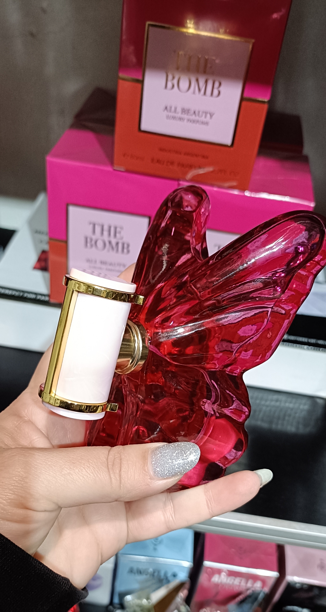 The Bomb Perfume - Imagen 2