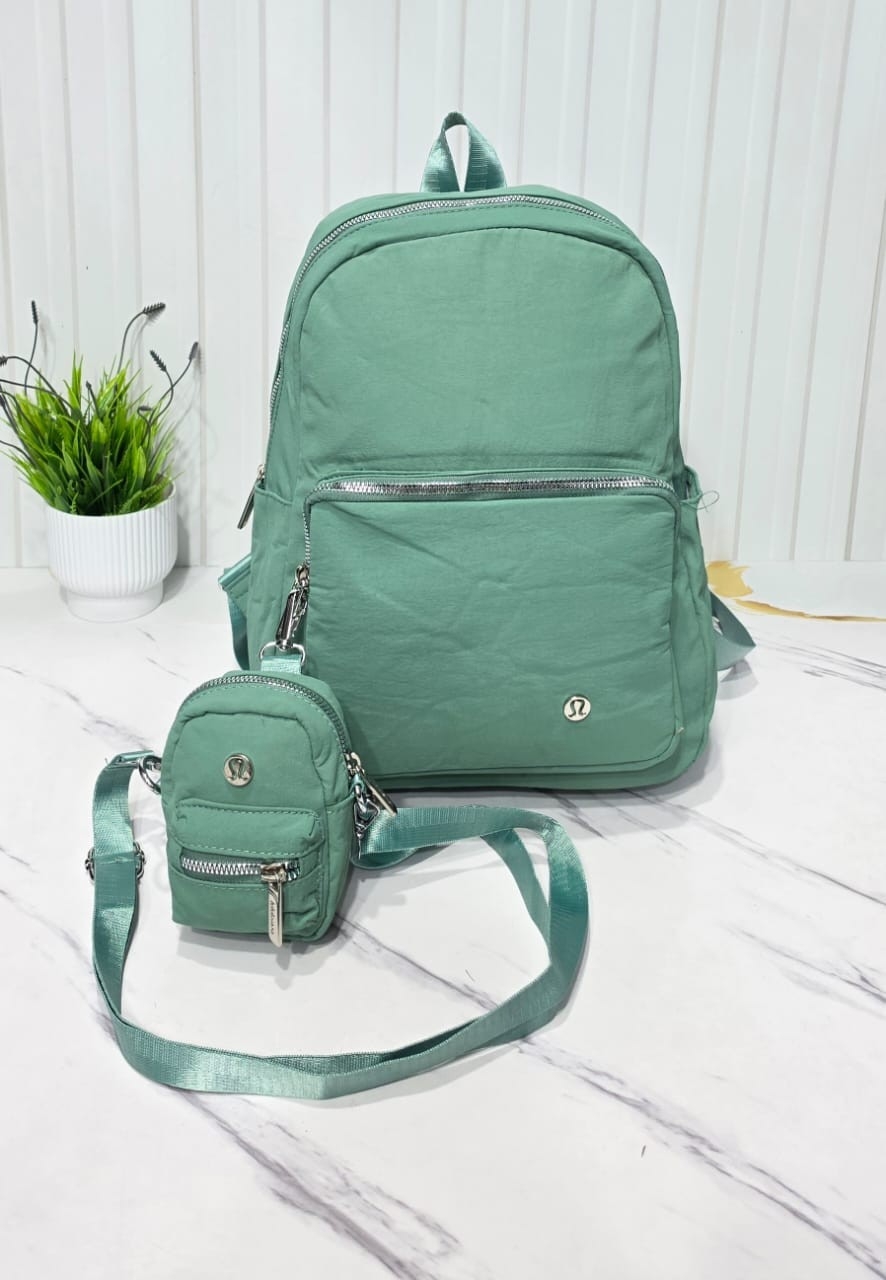Mochilas *impermeables con Monedero*
Excelente Calidad Reforzada - Imagen 4