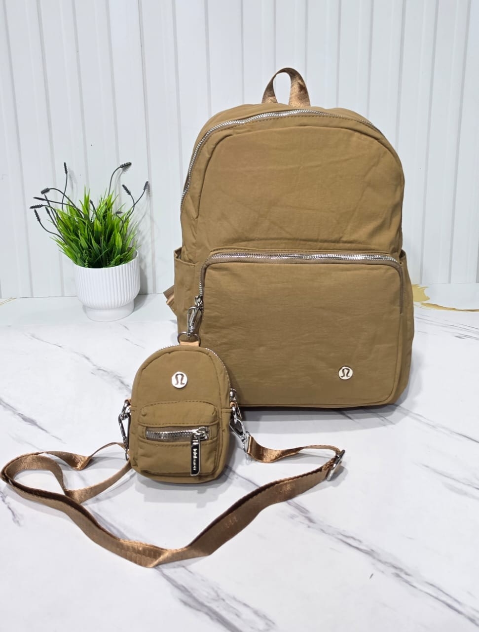 Mochilas *impermeables con Monedero*
Excelente Calidad Reforzada - Imagen 7