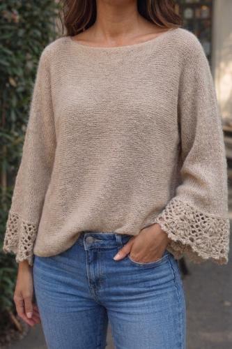 Sweater Geisha