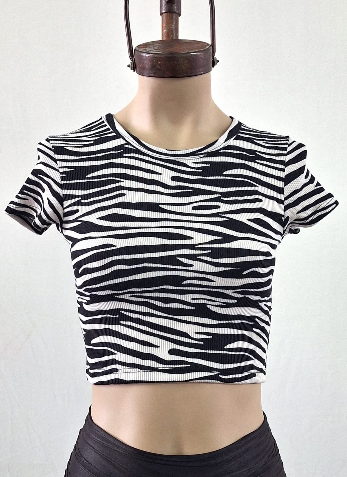 Remera Top Cuello u Rayado Cebra Morley Soft - Imagen 2