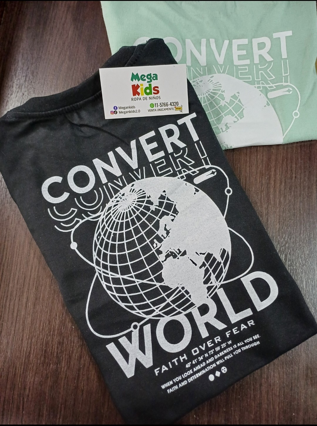 Remera World - Imagen 1
