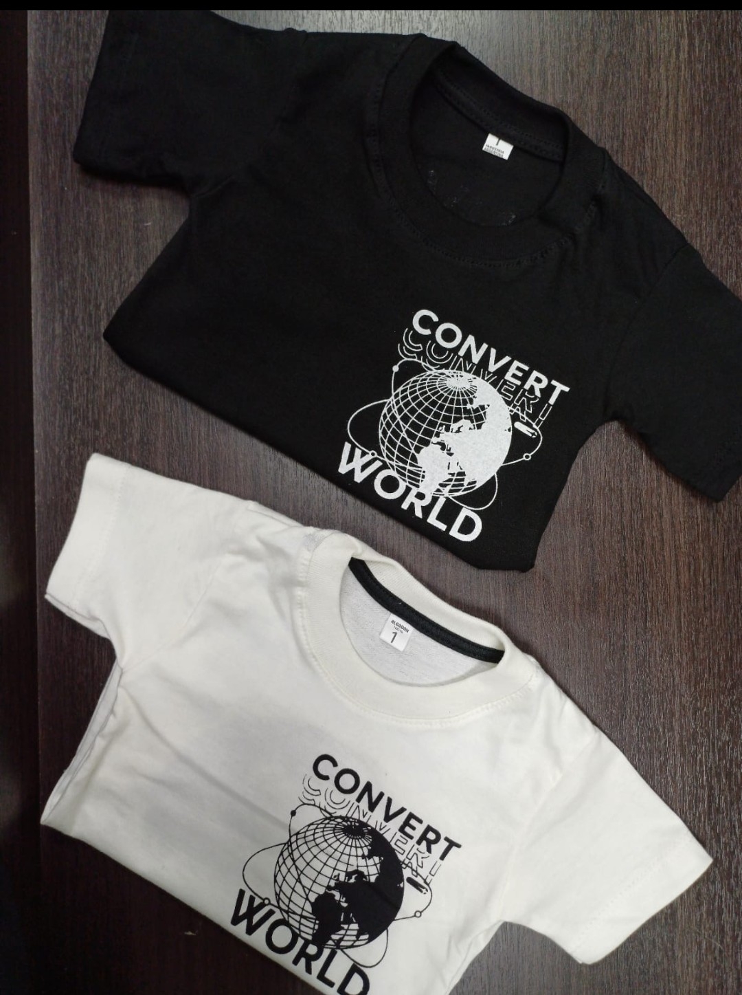 Remera World - Imagen 2