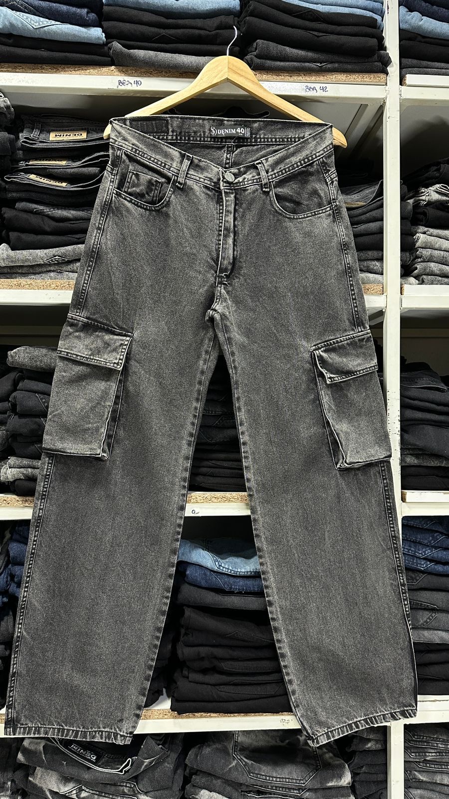 Pantalón Baggy Cargo Bolsillo 3d Gris - c514dbed-43b0-4985-a749-9e8a7a4b5538.jpeg