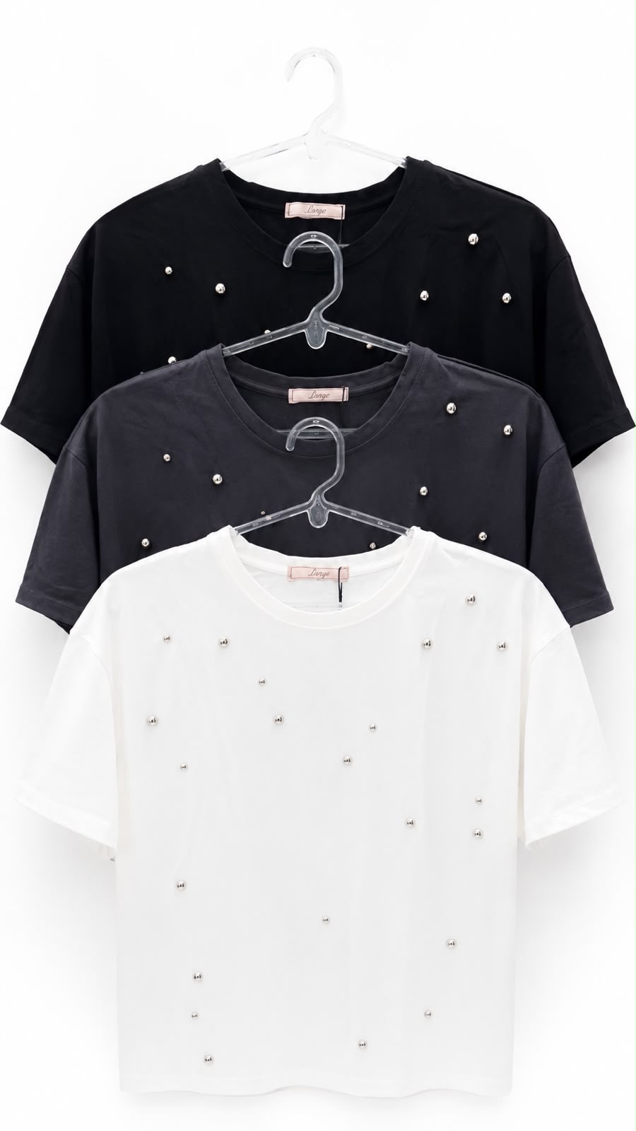 Remera Algodón Tachas Insignia - e51fb5b0-8227-4534-a110-28c5cdd95925.jpeg