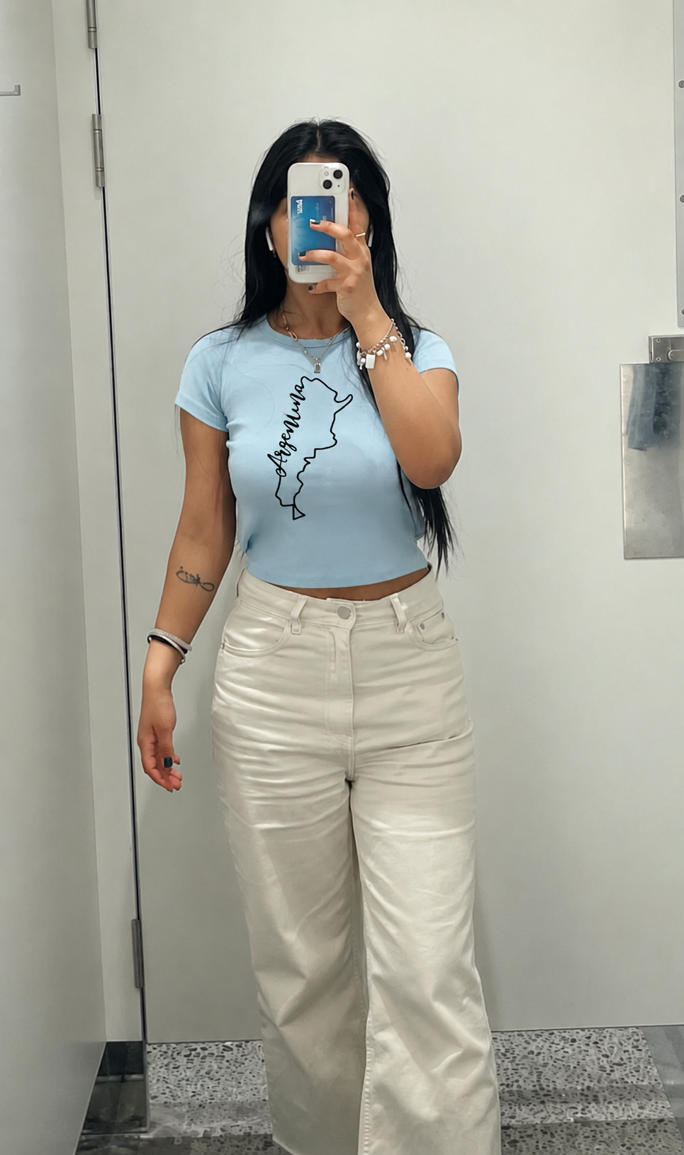 Baby Tee Argentina - ChatGPT%20Image%2018%20jun%202026%2C%2012_05_04%20p.m..png