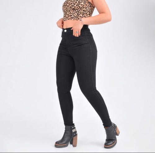 Chupin Black