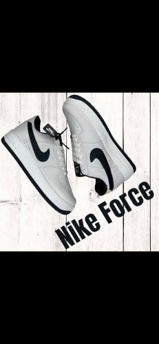 Nike Bicolor