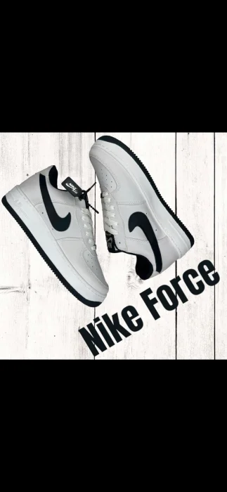 Nnike Bicolor