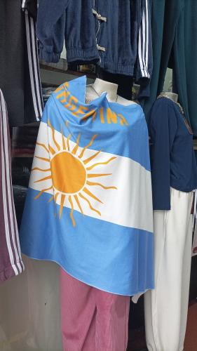 Ruanas de Argentina de Pluhs Bifas