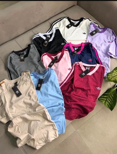 Remera Over V Tiras