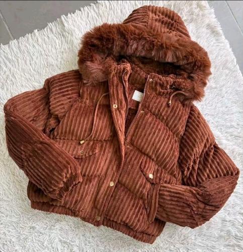 Puffer de Dama Impermeable
