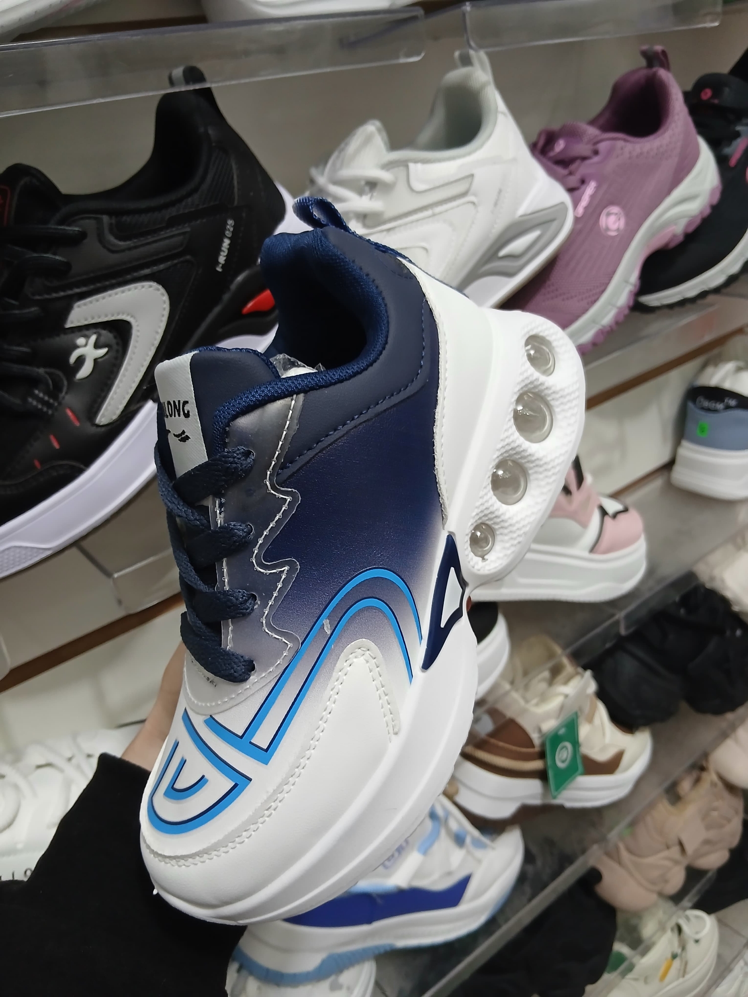 Zapatillas con Burbujas Importadas - Imagen 3