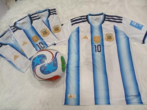 Camiseta de la Selección Argentina con Escudo Bordado!!! - Miniatura 3