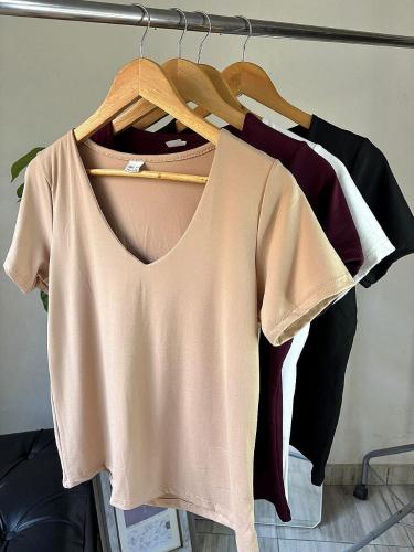 Remera Cuello V Modal Soft - Miniatura 2