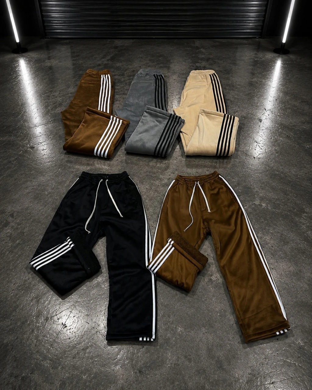 Concepcion  -  Jogging de Corderoy 4 Lineas - WhatsApp%20Image%202026-07-20%20at%2010.35.29%20AM.jpeg