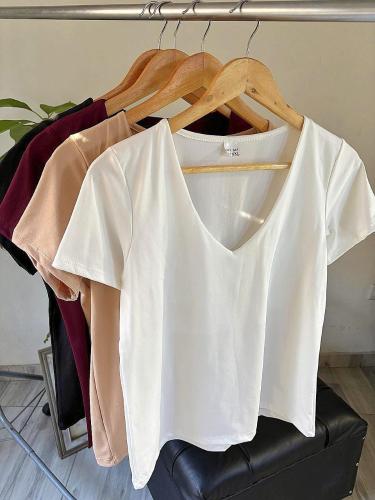 Remera Cuello V Modal Soft