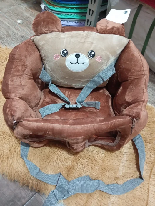 Sofa Silla para Auto Infantil con Regulador 
x Mayor $23.00