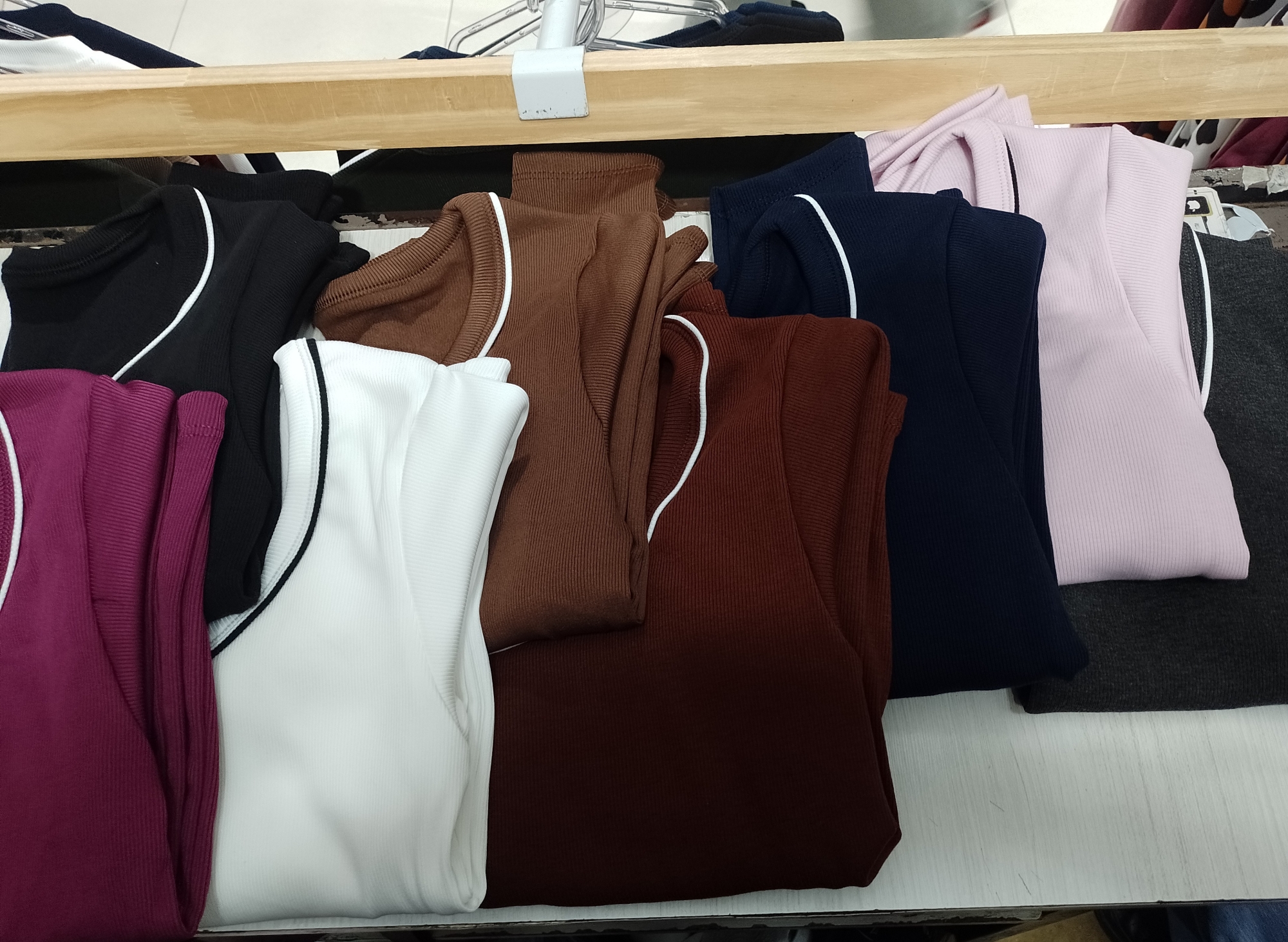 Camiseta Escote Combinado Morley Frizado - Imagen 3