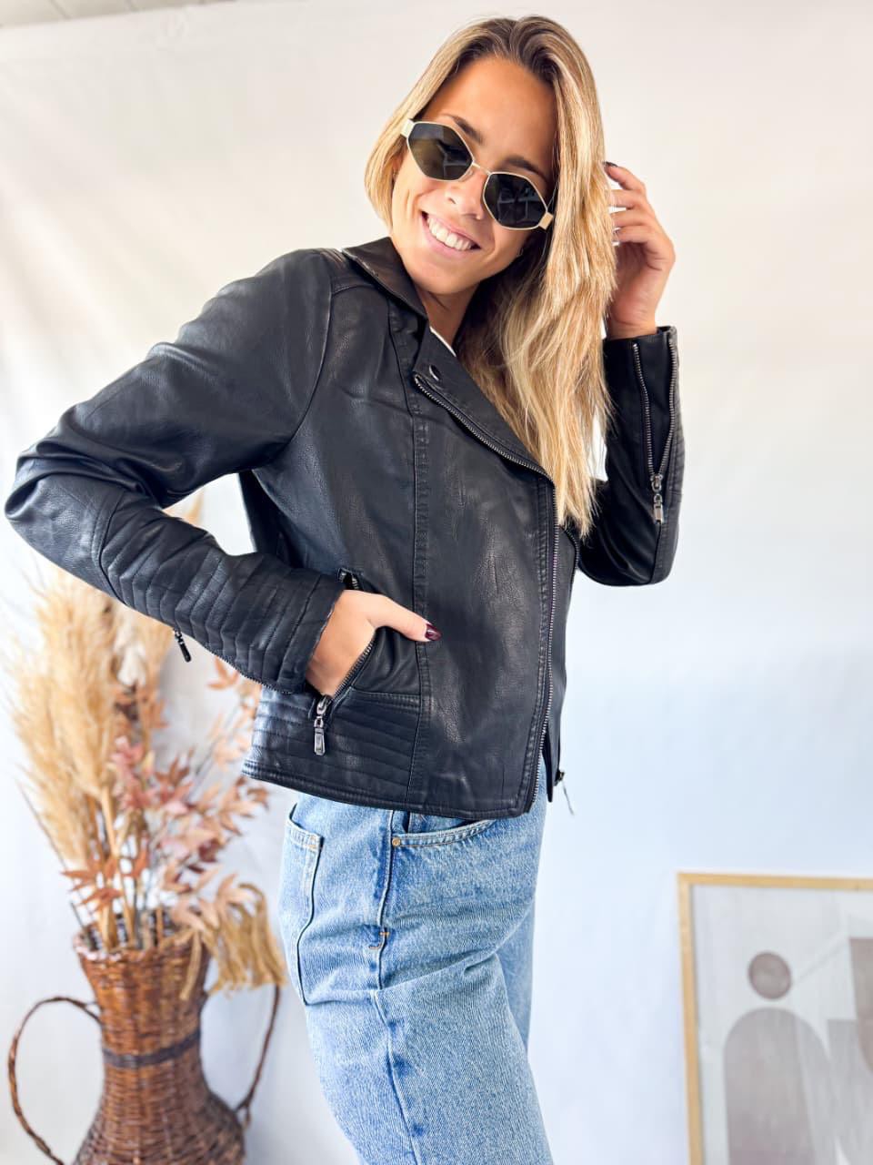 Campera Ecocuero Tmill Corrugado - Imagen 2