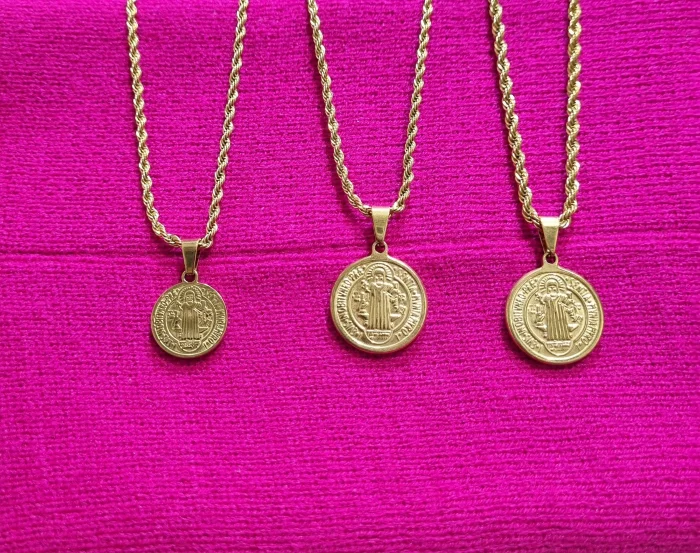 Cadena con Dije de San Benito